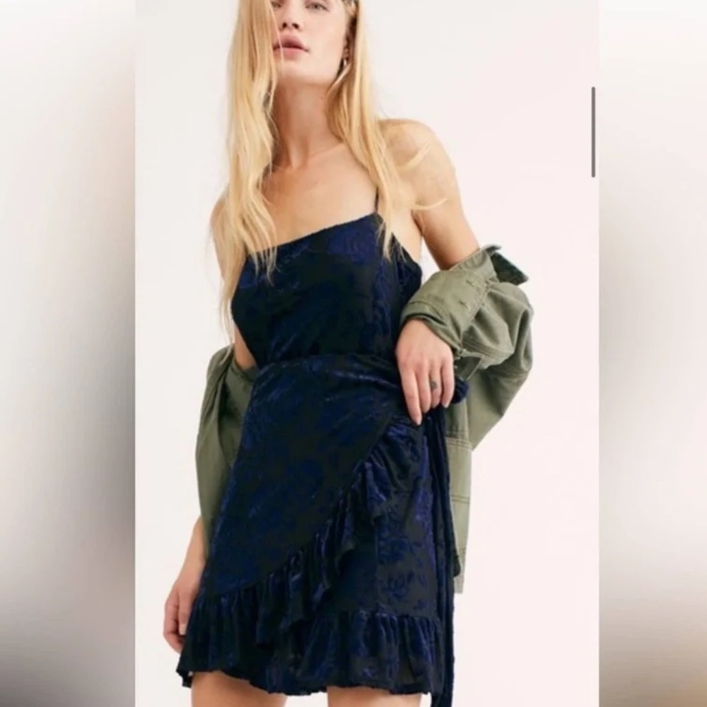 Free People black blue rose Velvet mini dress
